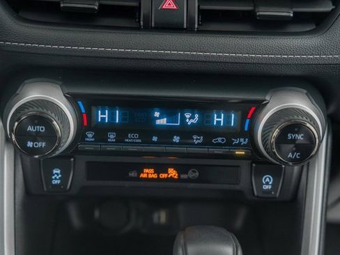 Certified 2025 Toyota RAV4 XLE image 22