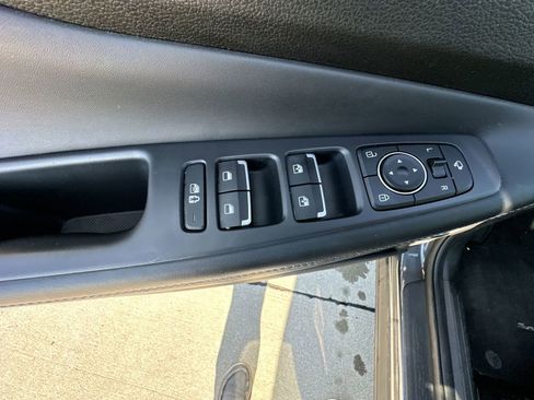 Used 2022 Hyundai Santa Fe Limited AWD/4WD image 24