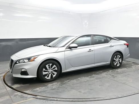 Used 2021 Nissan Altima 2.5 S image 3