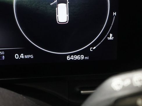 Used 2022 Kia Carnival SX Prestige FWD image 41