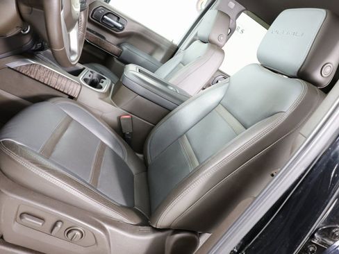 Used 2022 GMC Sierra 3500 Denali image 9