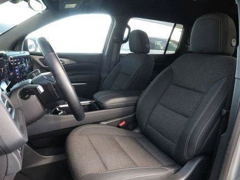 Used 2024 Chevrolet Traverse LT AWD/4WD image 24