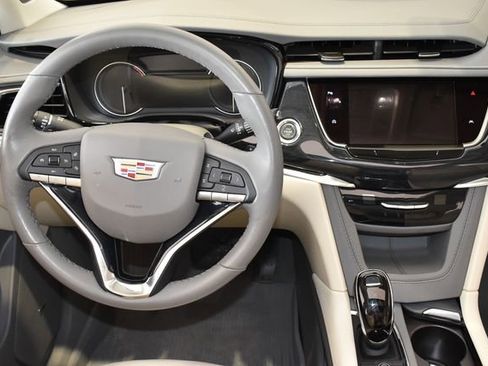 Used 2024 Cadillac XT6 Premium Luxury w/ LPO, Floor Liner Package AWD/4WD image 18