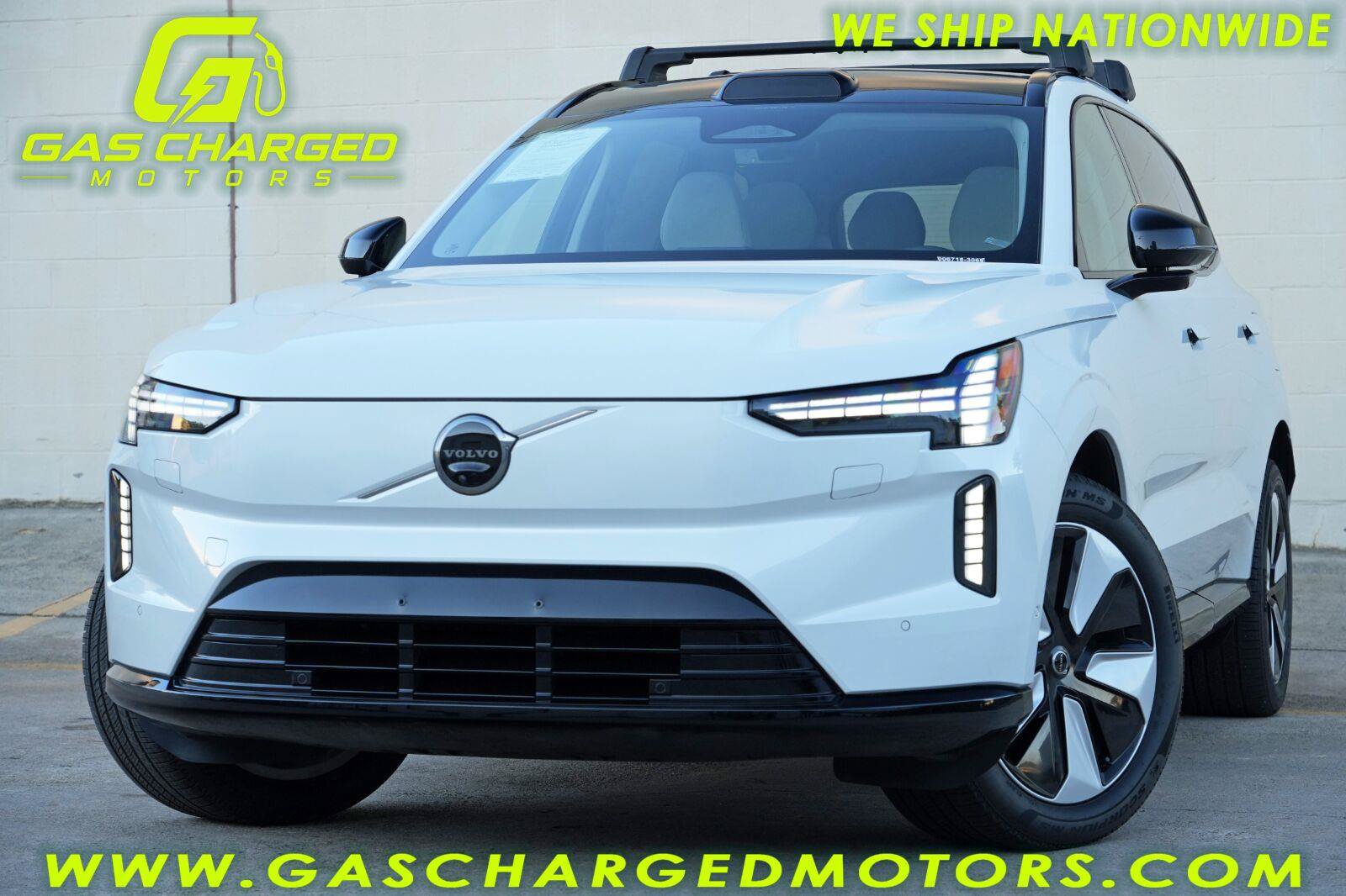 Used 2025 Volvo EX90 Plus AWD/4WD image 1