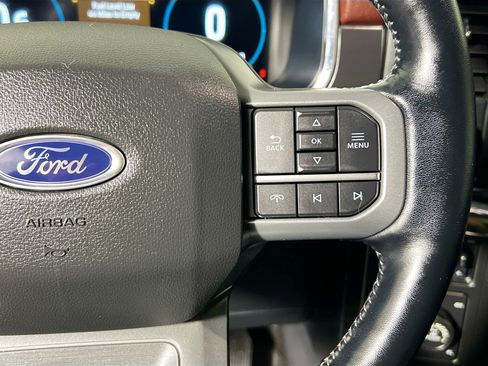 Used 2022 Ford F150 Lariat w/ Equipment Group 502A High AWD/4WD image 19