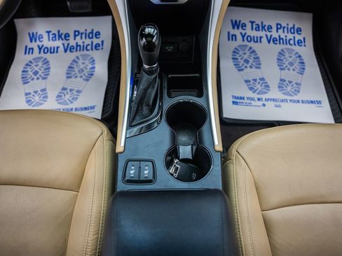 Used 2013 Hyundai Sonata Limited w/ Premium Pkg FWD image 26