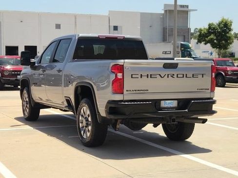 Used 2024 Chevrolet Silverado 2500 Custom w/ Custom Value Package AWD/4WD image 7