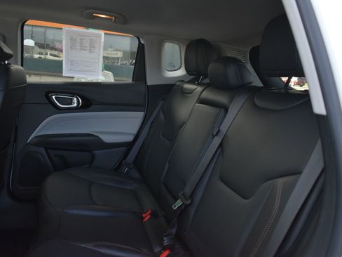 Used 2022 Jeep Compass Limited w/ Elite Group image 17