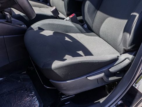 Used 2024 Nissan Kicks S image 18