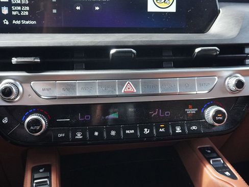 Used 2023 Kia Telluride EX X-Line AWD/4WD image 55