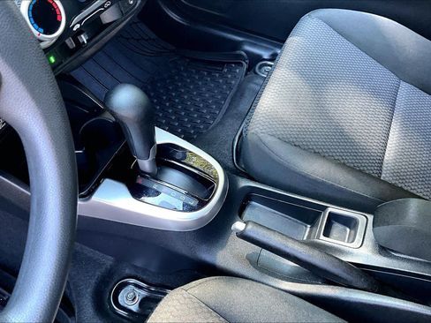 Used 2019 Honda Fit LX image 16