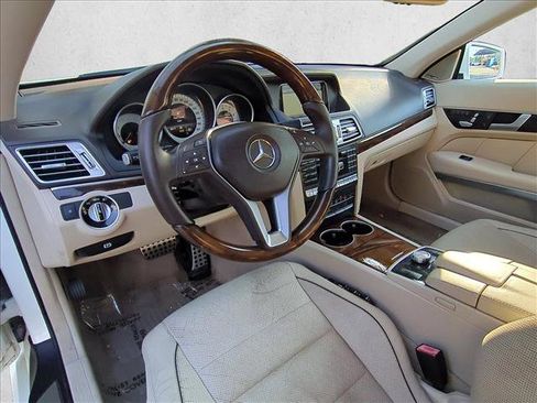 Used 2014 Mercedes-Benz E 550 Cabriolet image 10