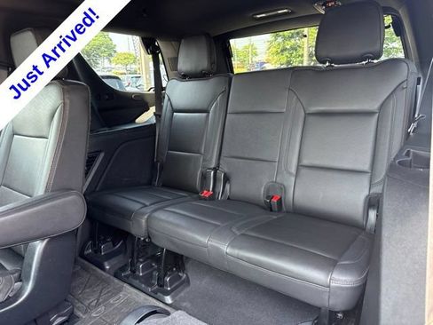 Used 2023 Chevrolet Tahoe High Country AWD/4WD image 12