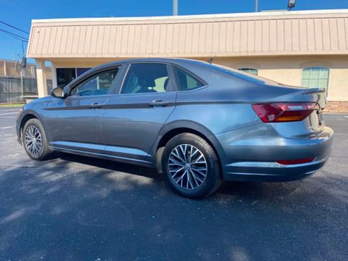Used 2019 Volkswagen Jetta SE FWD image 5