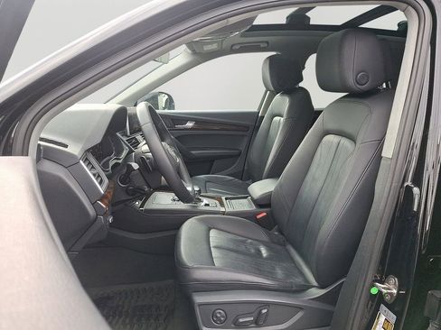 Used 2020 Audi Q5 2.0T Premium Plus w/ Premium Plus Package image 14