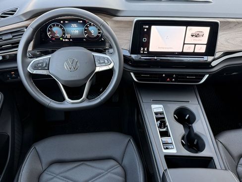 New 2026 Volkswagen Atlas SE image 12