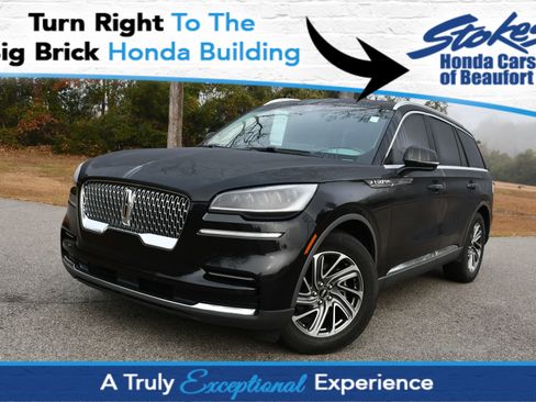 Used 2021 Lincoln Aviator Standard image 1