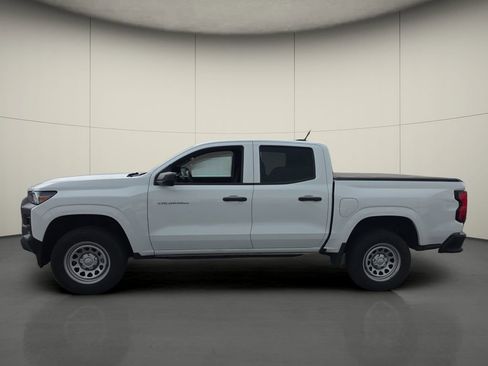 Used 2024 Chevrolet Colorado W/T w/ WT Convenience Package image 5