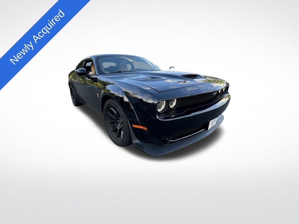 Used 2023 Dodge Challenger R/T Scat Pack RWD image 1