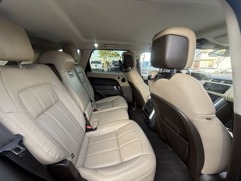 Used 2019 Land Rover Range Rover Sport SE AWD/4WD image 42