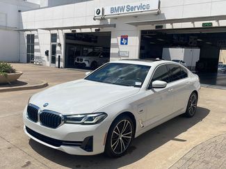 Used 2023 BMW 530e w/ Premium Package RWD video 1