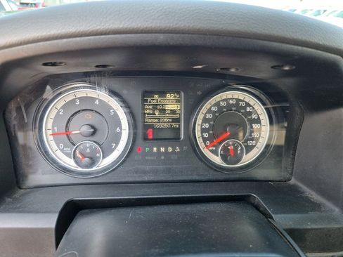Used 2018 RAM 3500 Tradesman w/ Power & Remote Entry Group RWD image 18