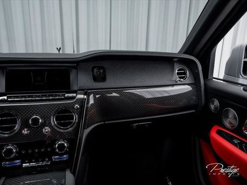 Used 2024 Rolls-Royce Cullinan Black Badge AWD/4WD image 34