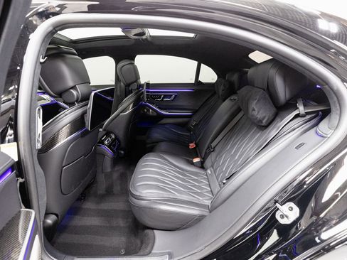 Used 2024 Mercedes-Benz S 63 AMG S image 30