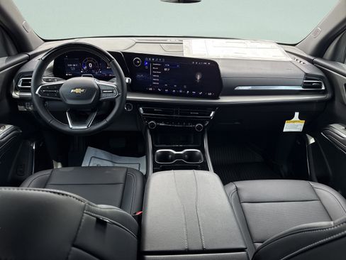 New 2026 Chevrolet Traverse LT w/ Enhanced Driving Package FWD image 16