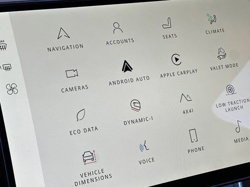 New 2026 Land Rover Range Rover SE image 20