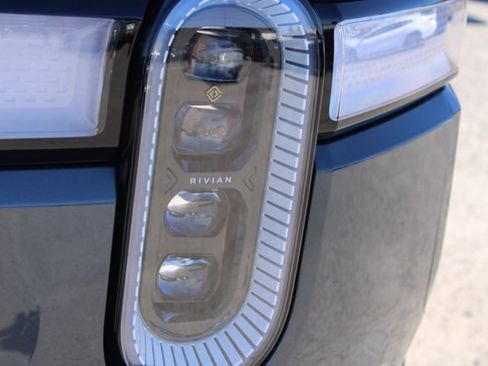Used 2024 Rivian R1S Adventure AWD/4WD image 13