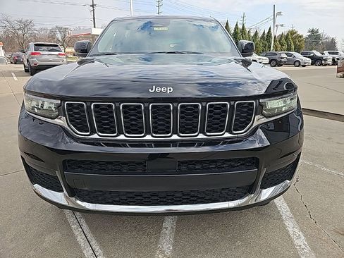 Certified 2023 Jeep Grand Cherokee L Laredo w/ Luxury Tech Group I image 5