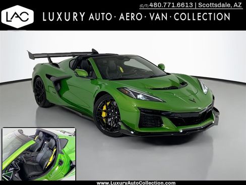Used 2026 Chevrolet Corvette ZR1 w/ ZR1 Carbon Fiber Aero Package RWD image 1