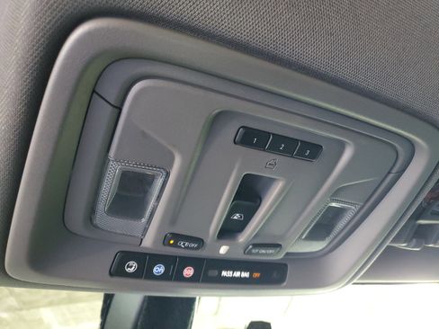 Used 2022 Chevrolet Silverado 1500 LT w/ All Star Edition Plus RWD image 19