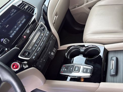 Used 2021 Honda Pilot Touring image 20