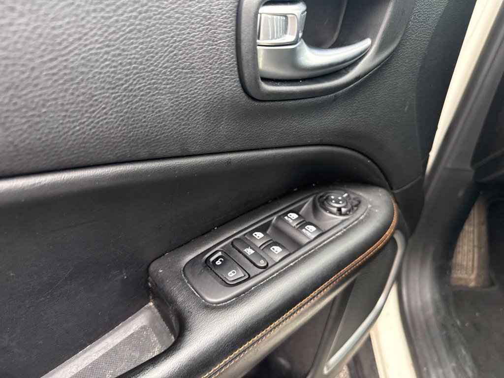 Used 2020 Jeep Compass Limited AWD/4WD image 8