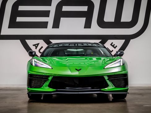 Used 2026 Chevrolet Corvette Stingray Coupe w/ Z51 Performance Package RWD image 4