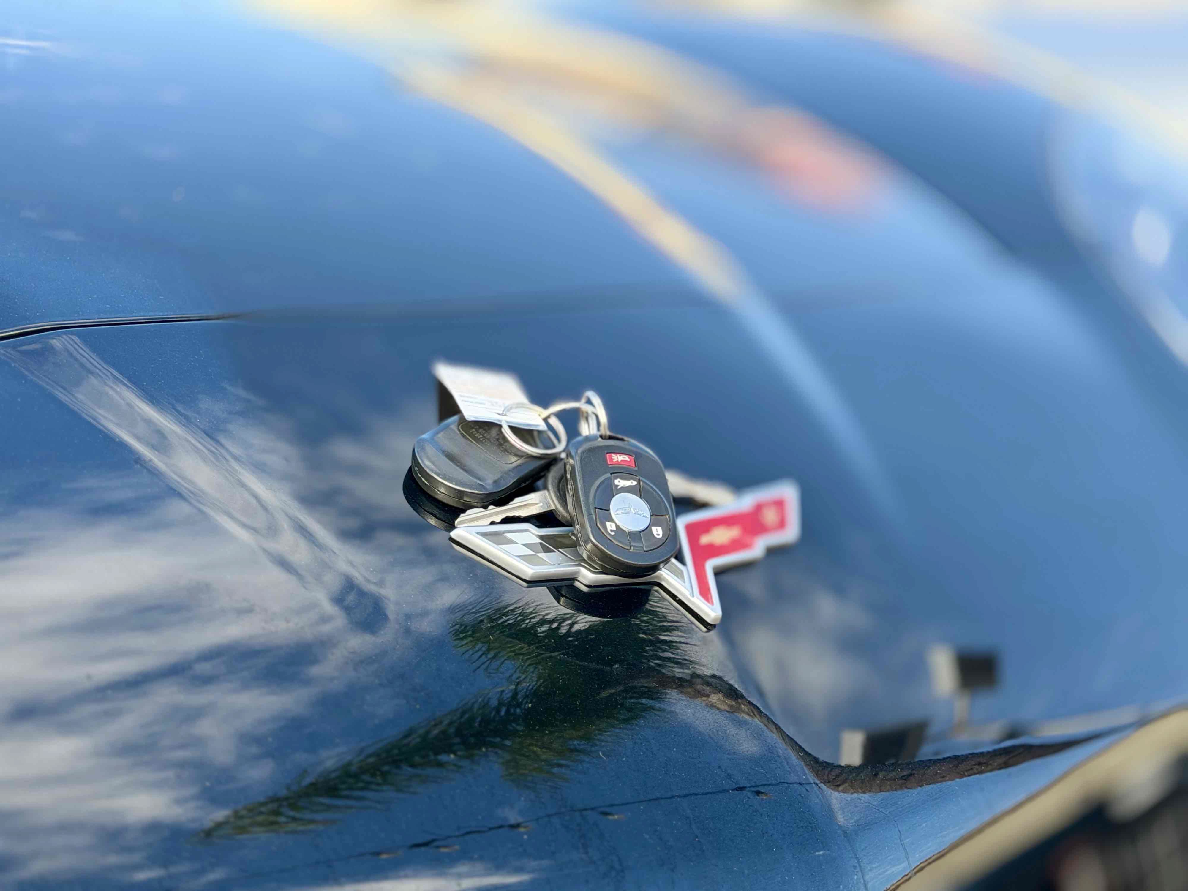 Used 2005 Chevrolet Corvette Coupe w/ Preferred Equipment Group RWD image 35