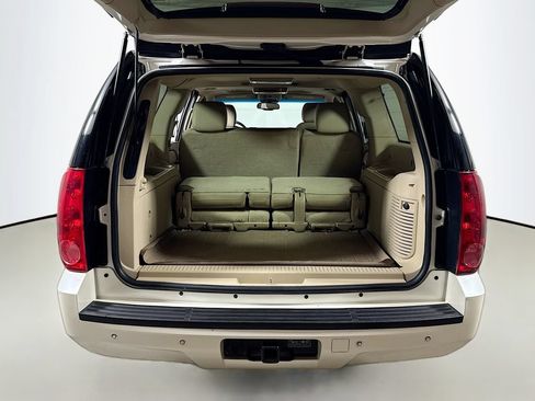 Used 2014 GMC Yukon XL SLT RWD image 24
