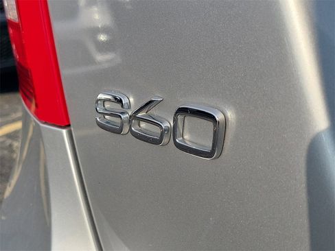 Used 2014 Volvo S60 T5 image 7