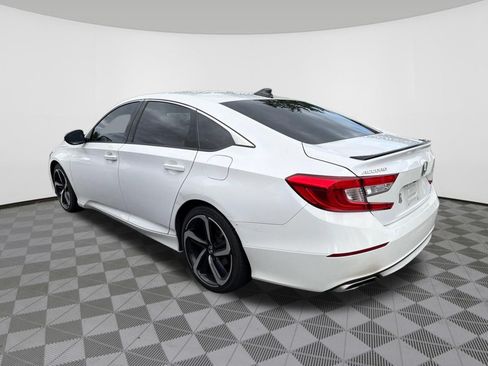 Used 2021 Honda Accord Sport image 4