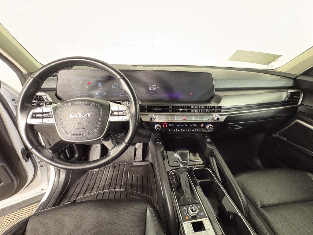 Used 2023 Kia Telluride S AWD/4WD image 7