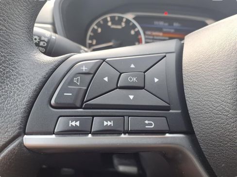 Certified 2025 Nissan Altima 2.5 SV image 10