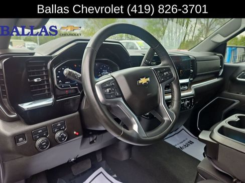 Used 2025 Chevrolet Silverado 1500 LT w/ Work Truck Package AWD/4WD image 10