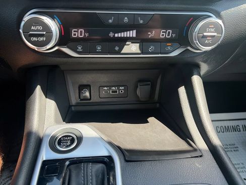 Used 2024 Nissan Sentra SV w/ All-Weather Package FWD image 18