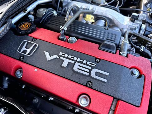 Used 2000 Honda S2000 image 31