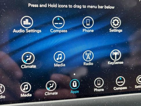 Used 2018 Chrysler Pacifica Touring Plus w/ Tire & Wheel Group image 57