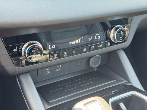 New 2026 Mitsubishi Outlander SE FWD image 29