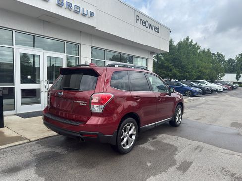 Used 2017 Subaru Forester 2.5i Touring AWD/4WD image 3