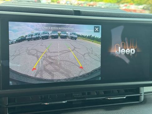 Certified 2024 Jeep Wrangler Unlimited AWD/4WD image 31